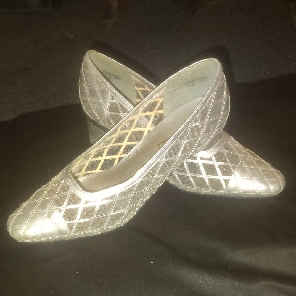 Annie Quilted Silver Heels